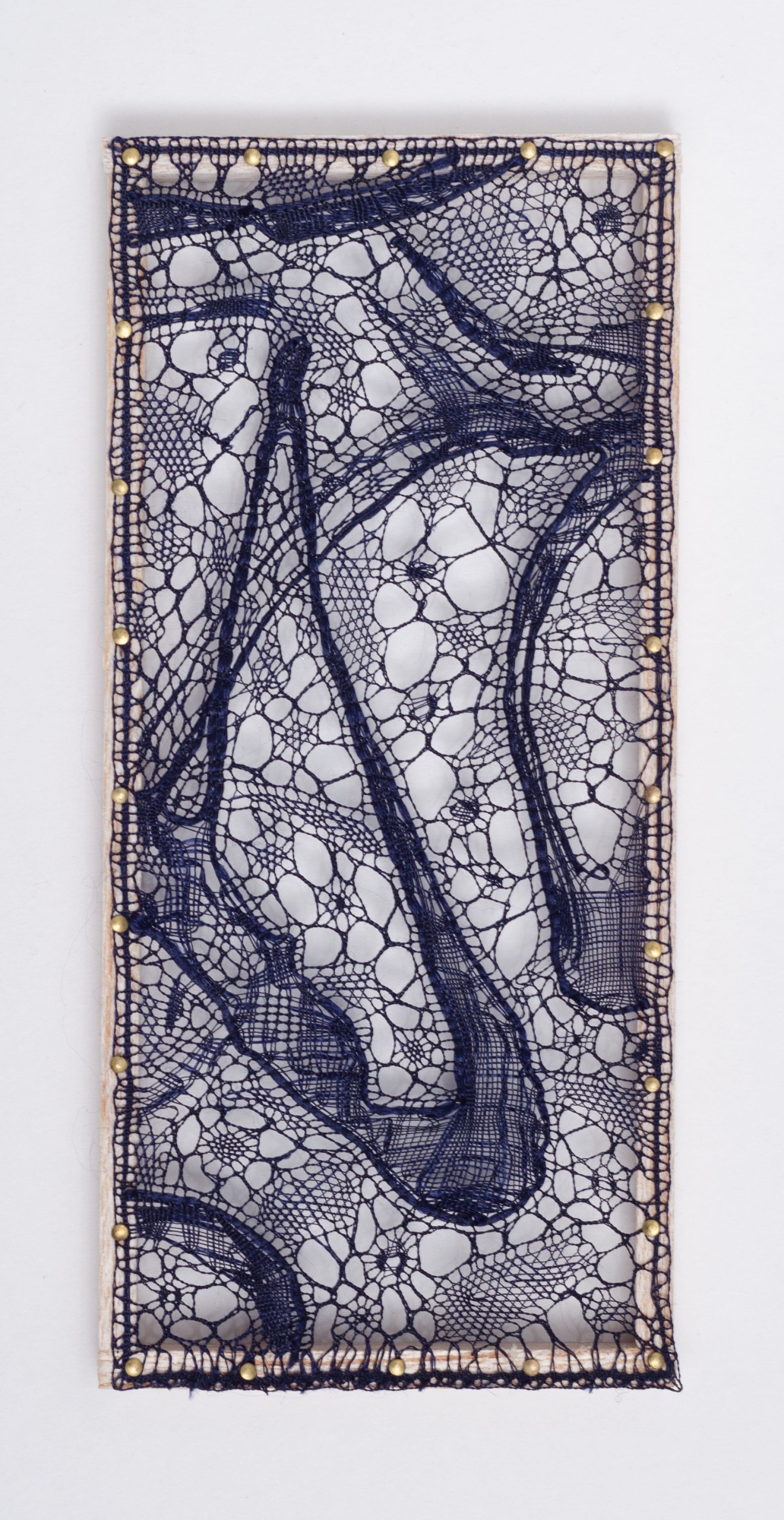 Pierre Fouché. Heelal, Kwashaal. 2017. Bobbin lace in silk, wood laminate. 24.5 x 30cm 